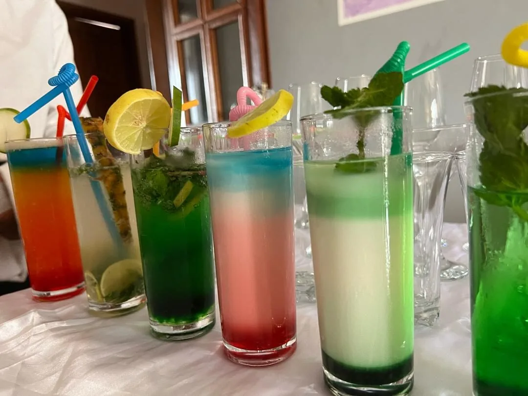 Bar & service — SÉSAME Hôtellerie 07