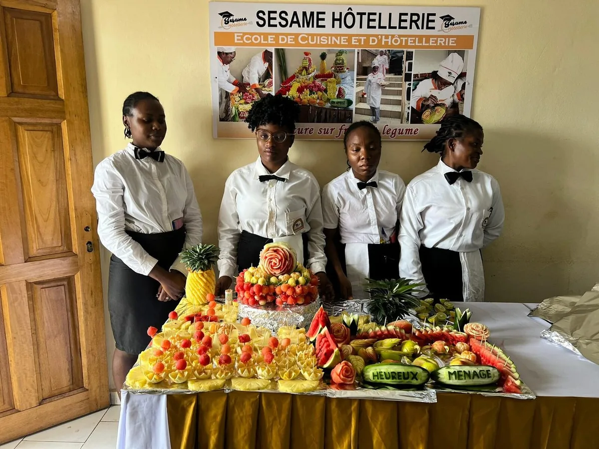 Sculpture sur fruits & légumes — SÉSAME Hôtellerie 04