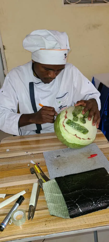 Sculpture sur fruits & légumes — SÉSAME Hôtellerie 22